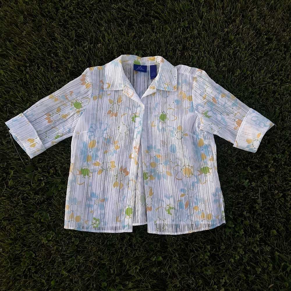 ☀️ JH Collectibles White Floral Sheer Button Up